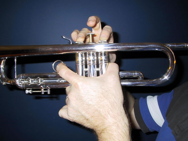 Incorrect Hand Position - Unstable Left Hand Grip AKA Maynard Ferguson Pistol Grip