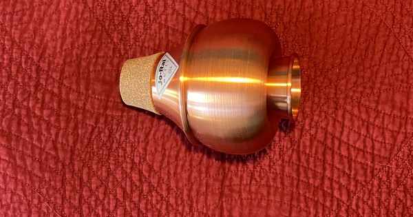 Jo-Ral Copper Bottom Flugelhorn Bubble Mute