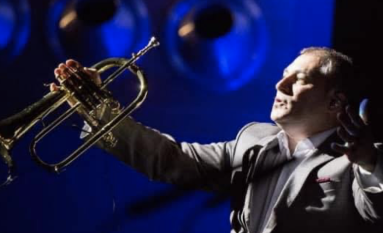 Sergio Frade Playing Schindler's List Theme